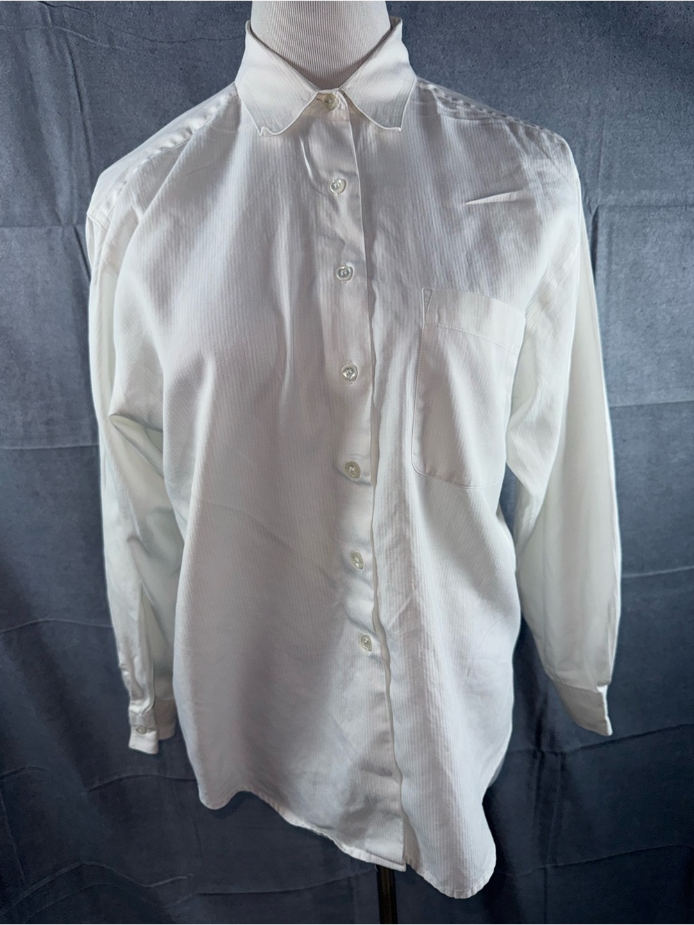 2558-Talbots White Women's Button-Down Shirt
